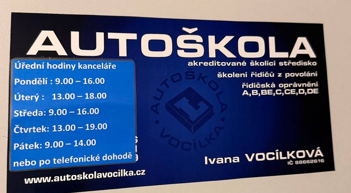 Úřední hodiny kanceláře Autoškoly Vocílka